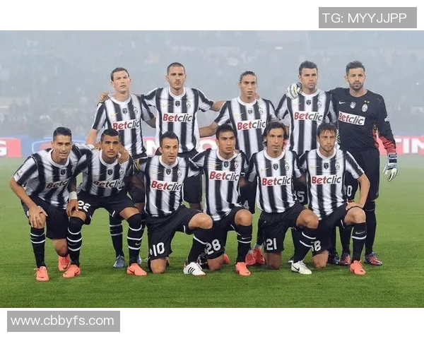 意甲激战尤文图斯对阵史帕尔全力争胜展现球队实力与斗志